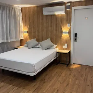 Medicis ** Barcellona