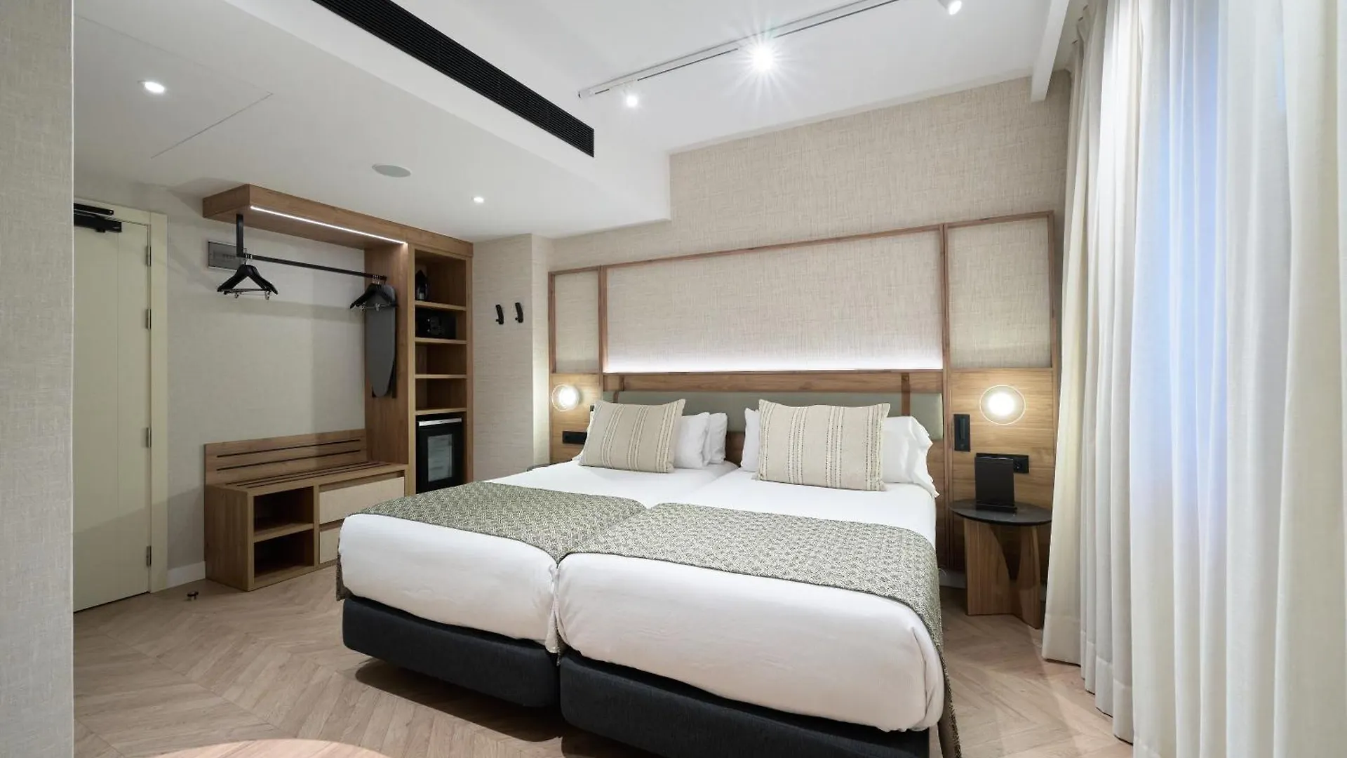 Catalonia Sagrada Familia Hotel Barcelona